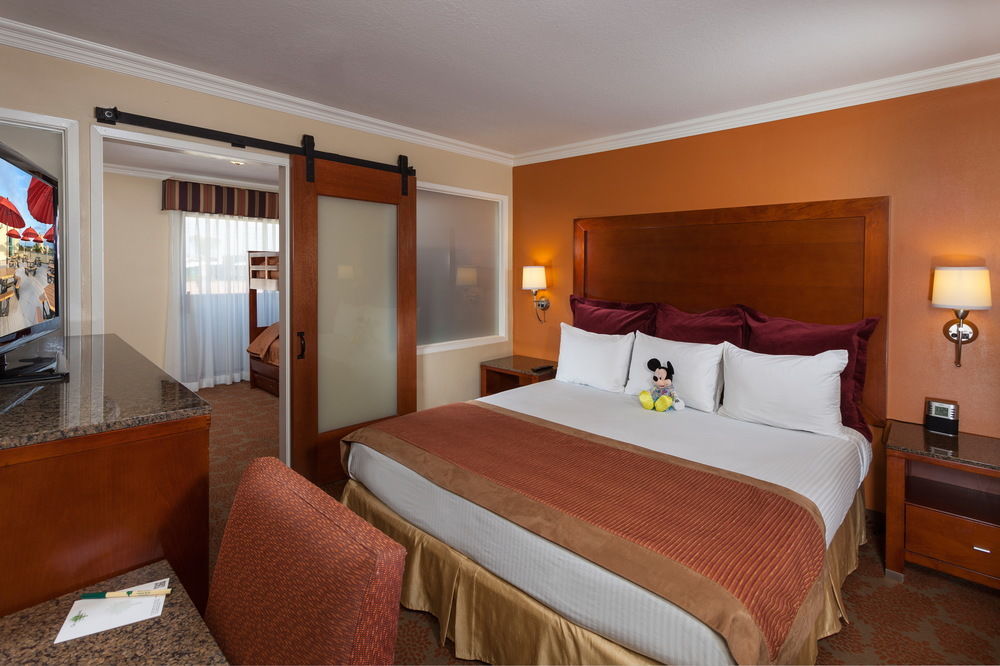 Desert Palms Hotel & Suites Anaheim Resort Extérieur photo