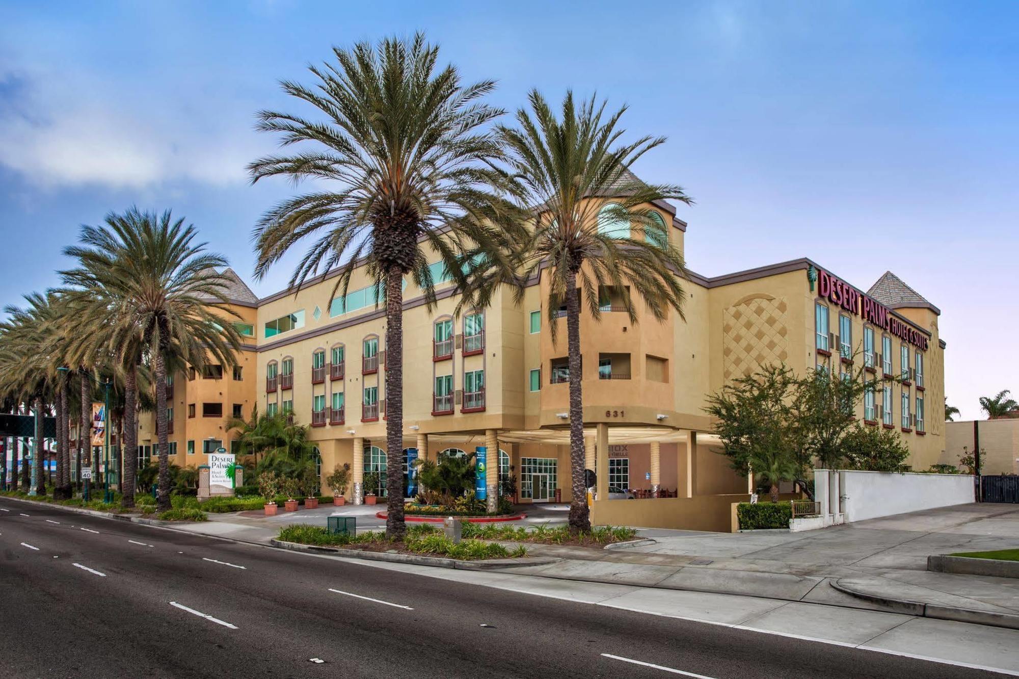 Desert Palms Hotel & Suites Anaheim Resort Extérieur photo