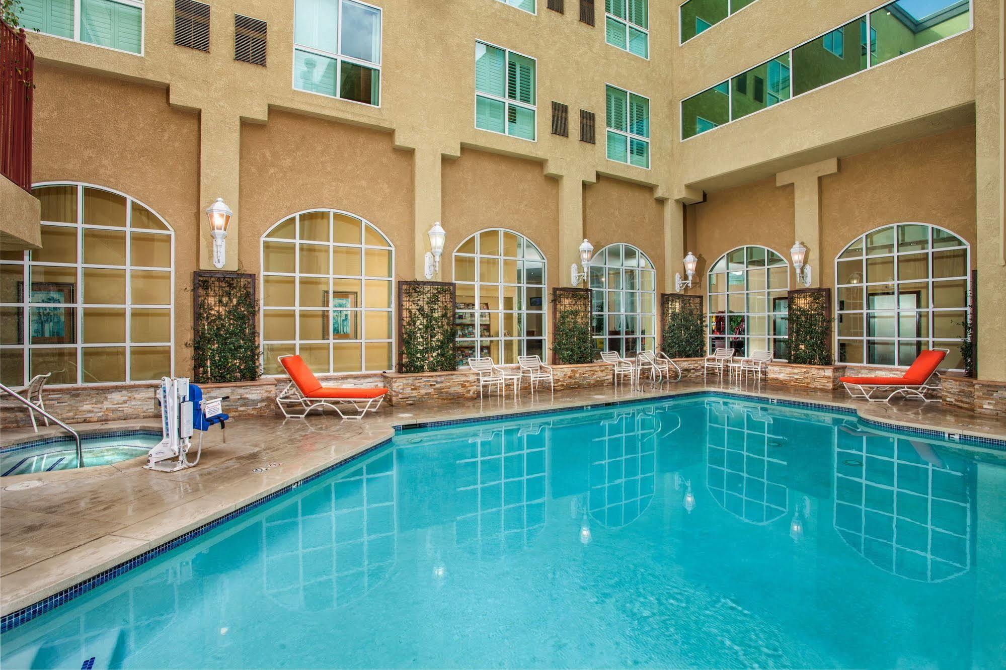 Desert Palms Hotel & Suites Anaheim Resort Extérieur photo